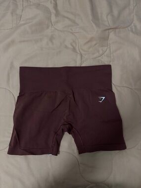 Gymshark Everyday Seamless Shorts in Burgundy Brown